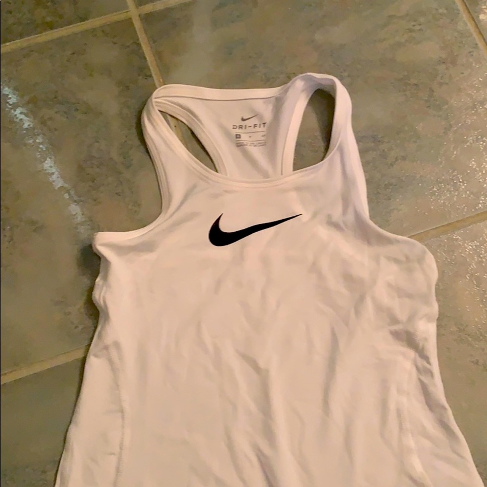 Fitted Nike dri fit tank